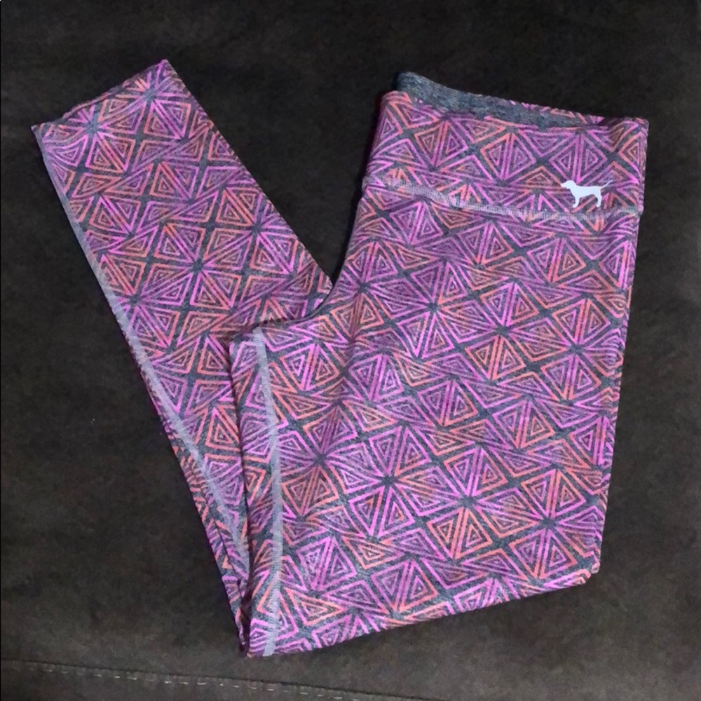Victoria’s Secret Pink Yoga leggings